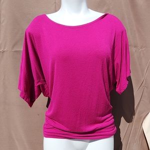 Women's Fuschia Top